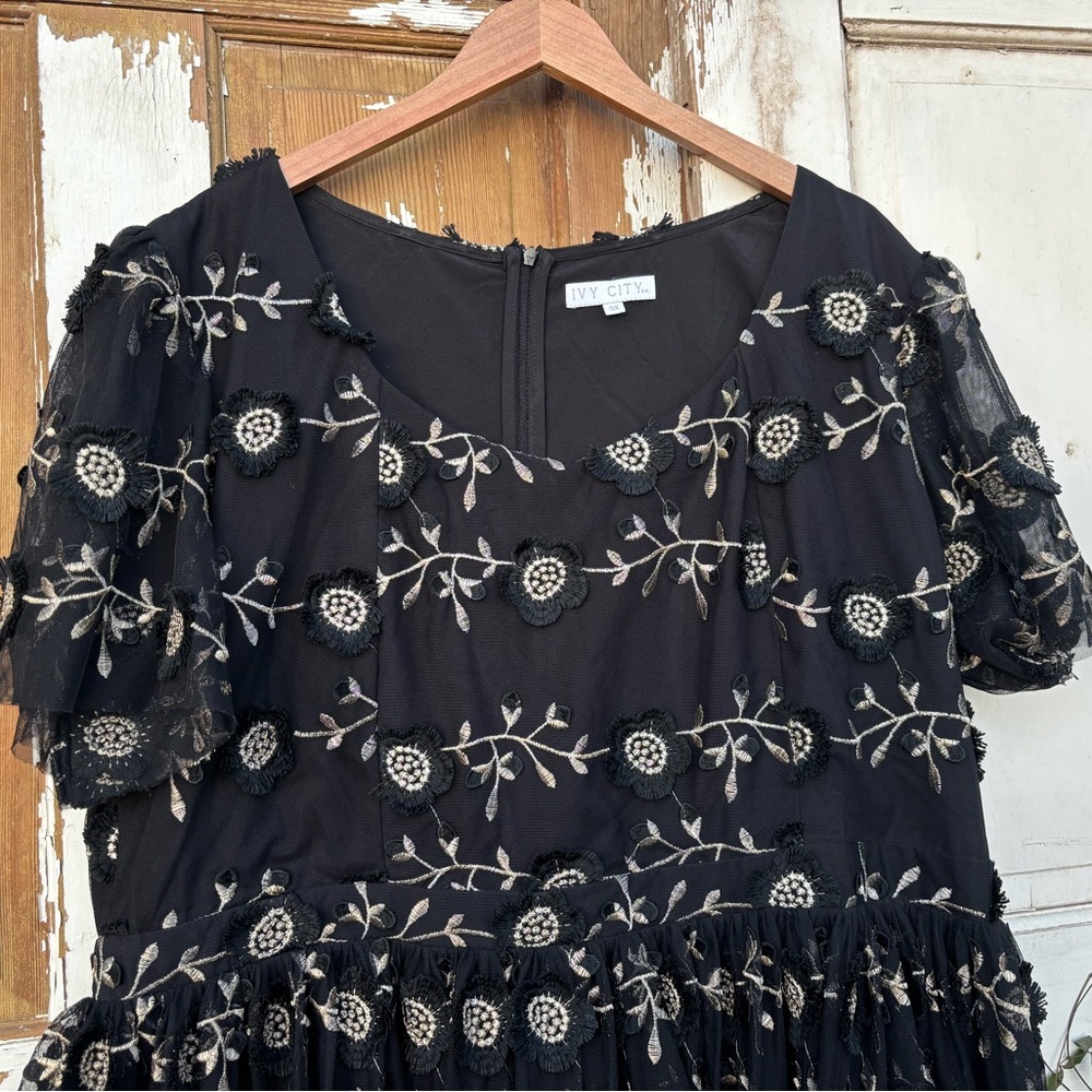 Ivy City Co Black Embroidered Midi Dress